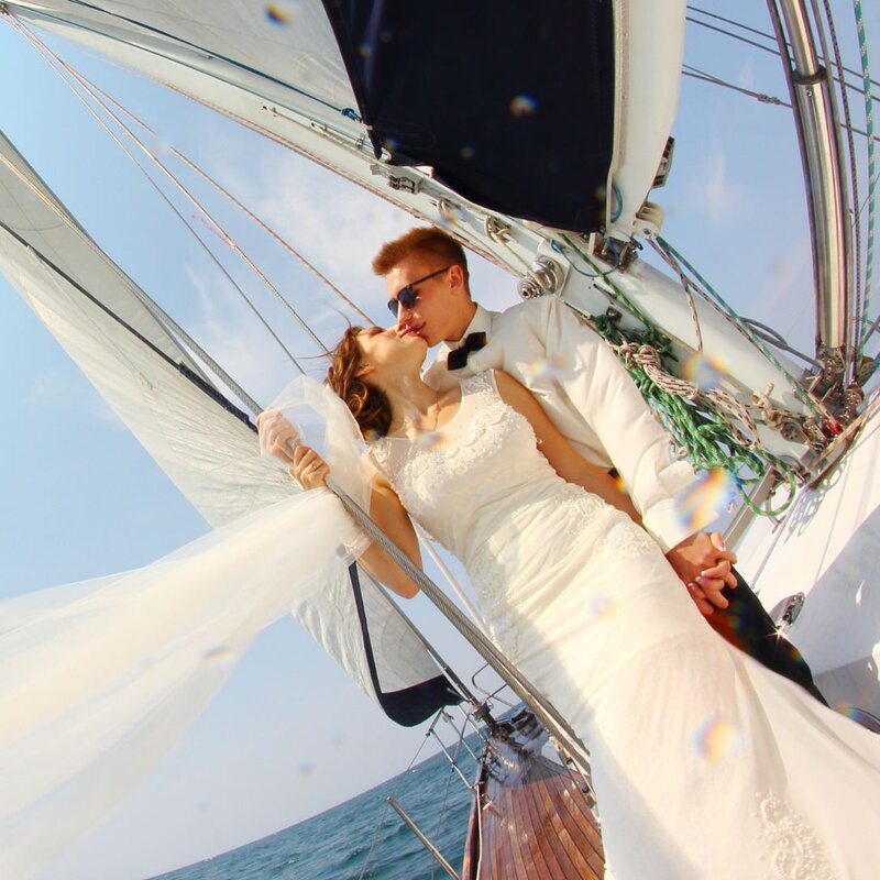 Matrimonio in barca a vela